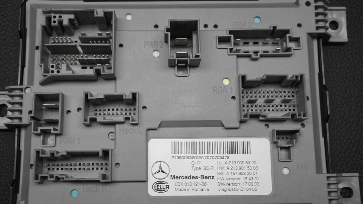 2017 Benz GLA 250 Rear SAM Module Wiring Diagram